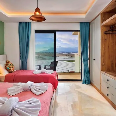 Yesilkoey 2 Bedroom Secluded With Private Pool Hot Tub *