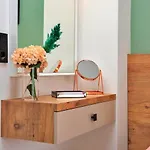 Vilă Yesilkoey 2 Bedroom Secluded With Private Pool Hot Tub Kalkan