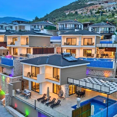 Yesilkoey 2 Bedroom Secluded With Private Pool Hot Tub Kalkan
