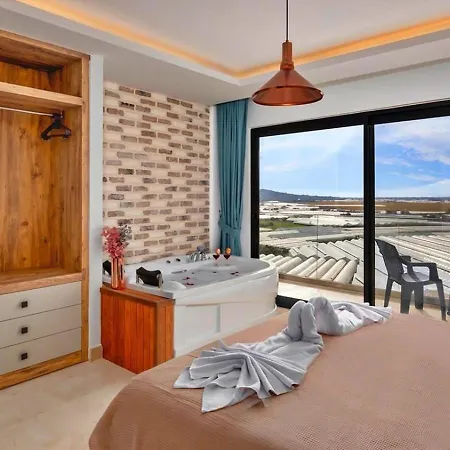 빌라 Yesilkoey 2 Bedroom Secluded With Private Pool Hot Tub