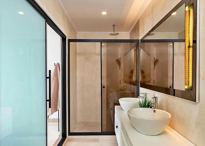 Yesilkoey 2 Bedroom Secluded With Private Pool Hot Tub Villa Kalkan